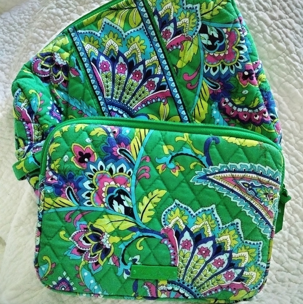 Vera Bradley Emerald Paisley Set Makeup bag/ Padded tablet sleeve